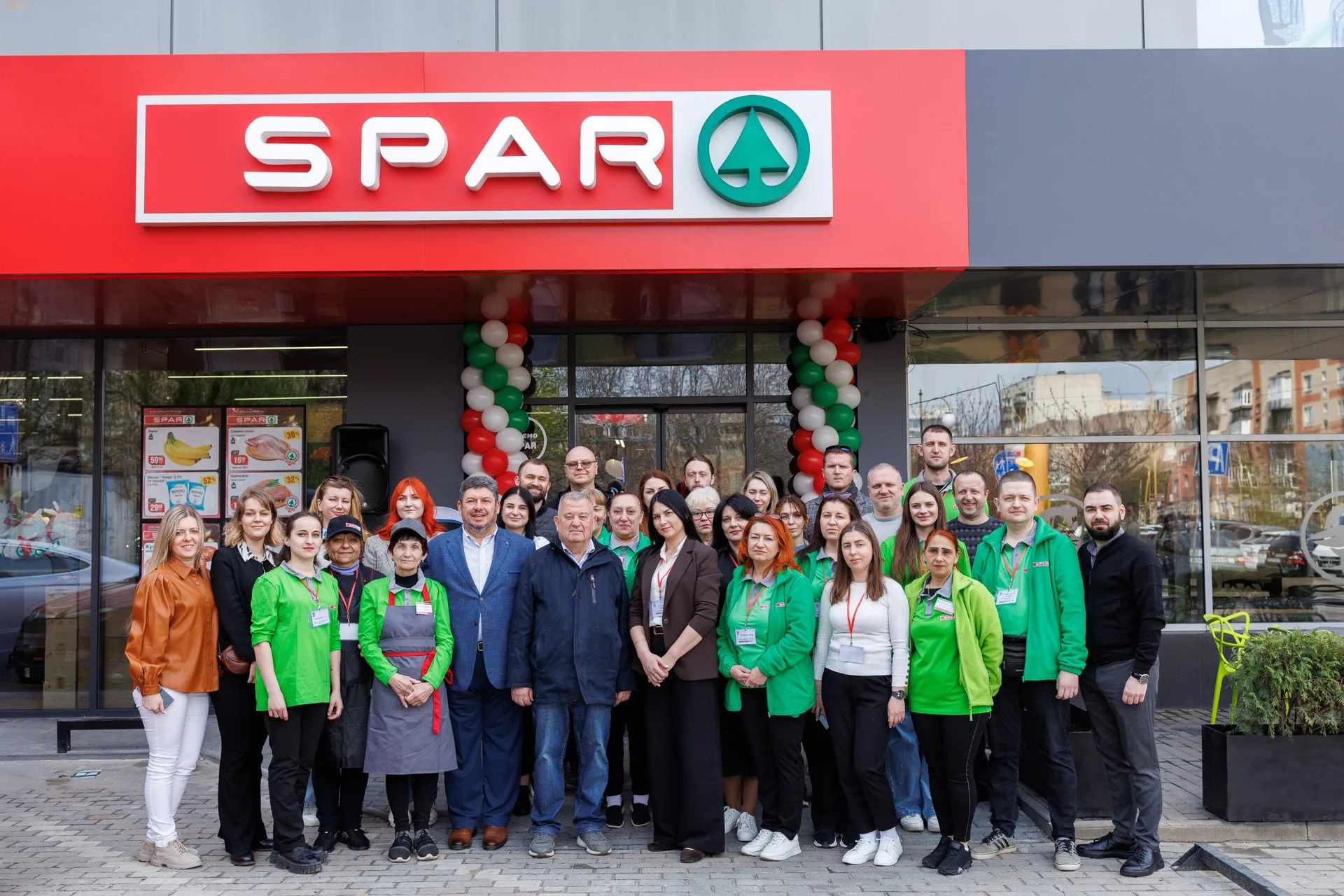 Історія SPAR